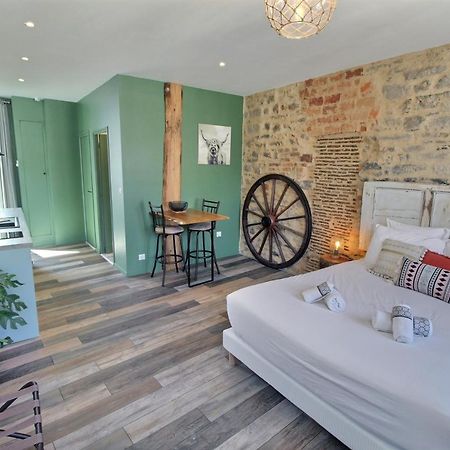 Appartement Centre-Ville Avec Terrasse Rustique 瓦讷 外观 照片
